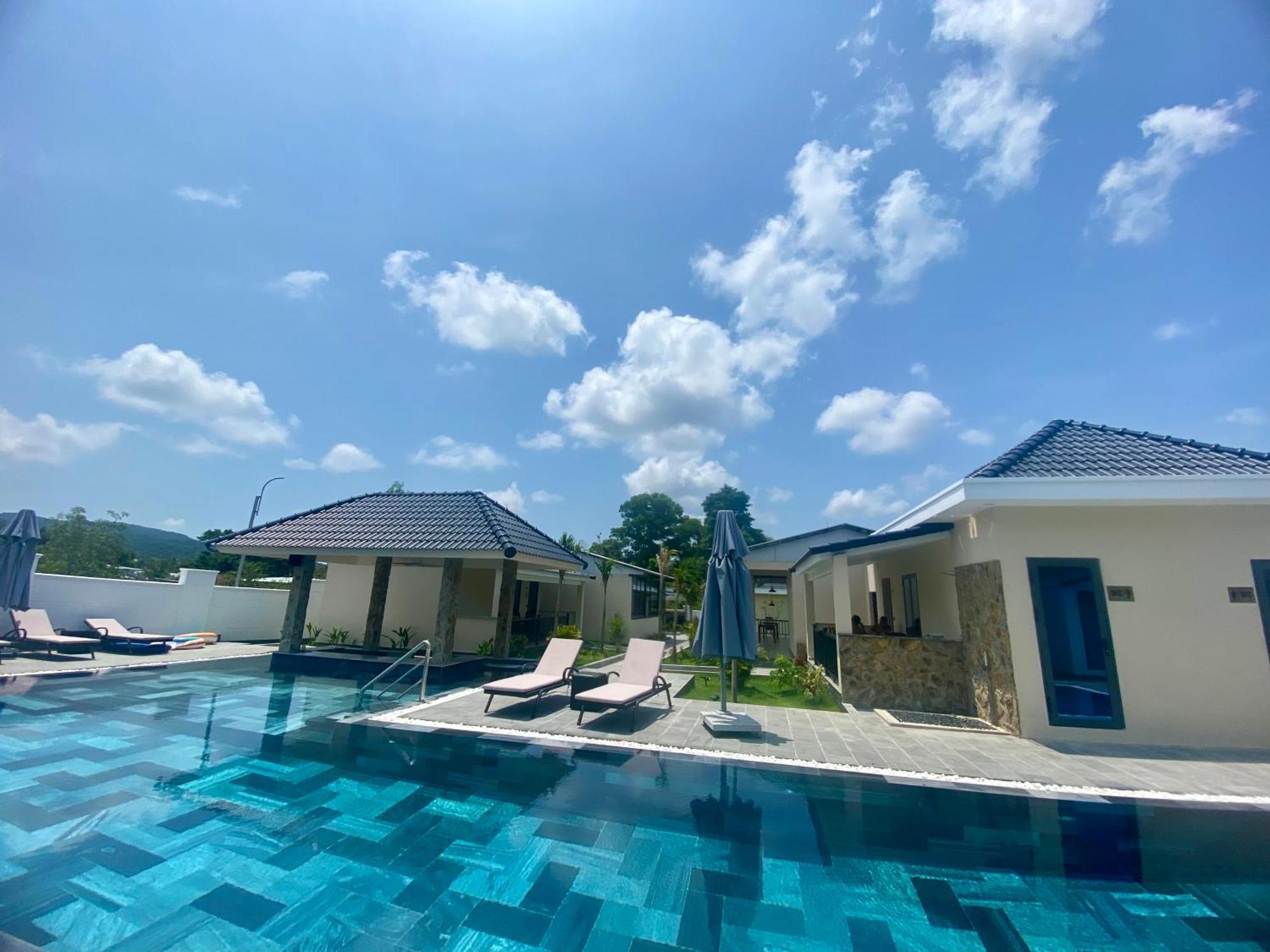 Lam Bungalow Resort & Spa Дуонг-Донг Экстерьер фото